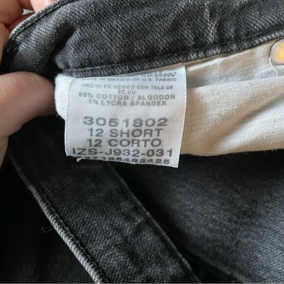 Lee Relaxed Straight Leg Mid Rise Women’s Jeans in Black Denim size 12 Short - Picture 8 of 10